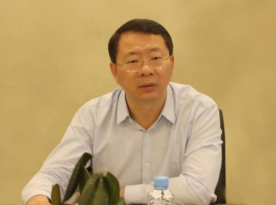 中欧网页版登录入口参加省发改委党组书记、主任张和平赴省创投调研座谈会