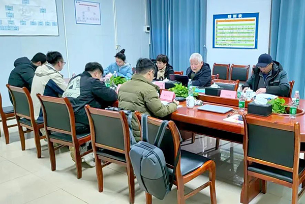 中欧网页版登录入口组织召开江西宏福新材料有限公司永新工业开发区新型合成面料项目节能报告的评审会
