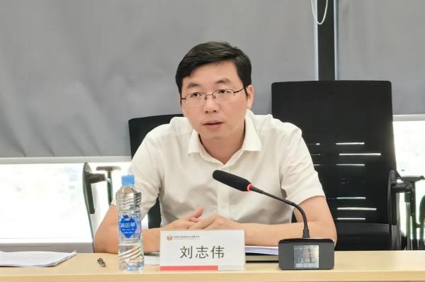 安义县委常委、常务副县长刘志伟一行赴中欧网页版登录入口调研座谈